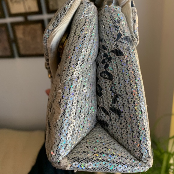 SOLD⛔️KURT GEIGER LONDON INBEDED Sequins floral Magnetic Flap Crosby/Shoulder - Picture 13 of 17